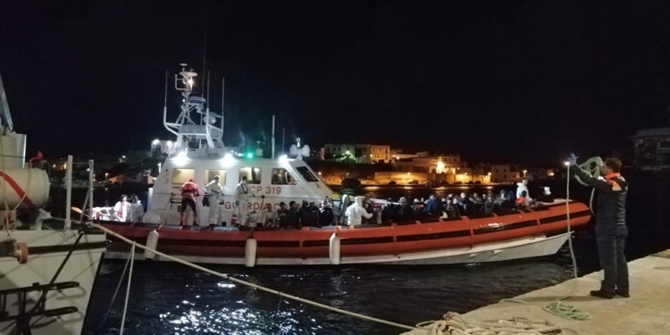 lampedusa migranti