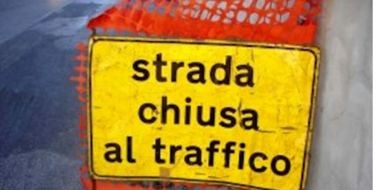 strada chiusa