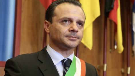 Cateno De Luca sindaco di Taormina