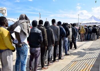 migranti sicilia