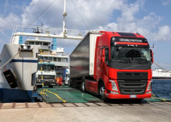 camion traghetto sicilia