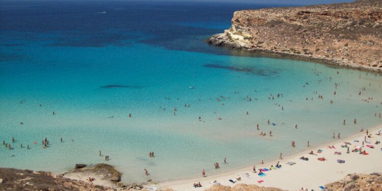 spiaggia isola dei conigli