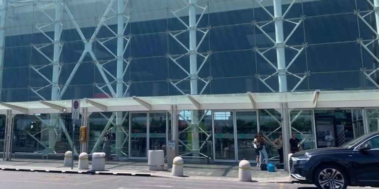 termina al aeroporto catania bonifica