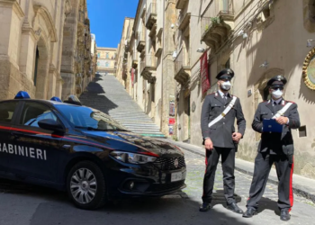 carabinieri-caltagirone