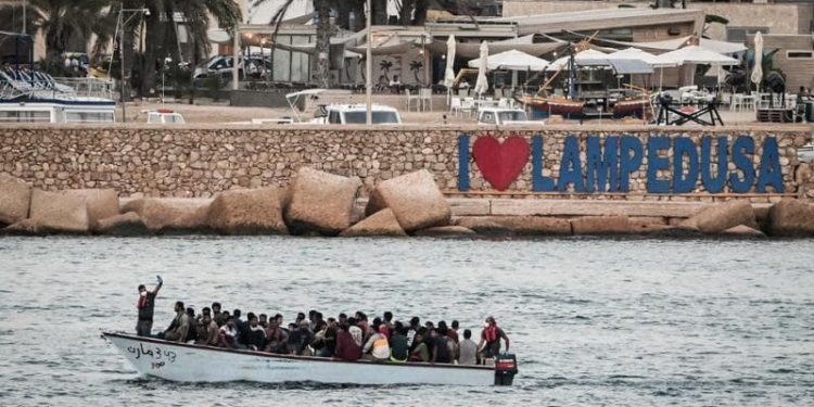 sbarchi migranti lampedusa