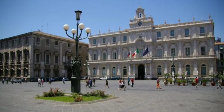 piazza università