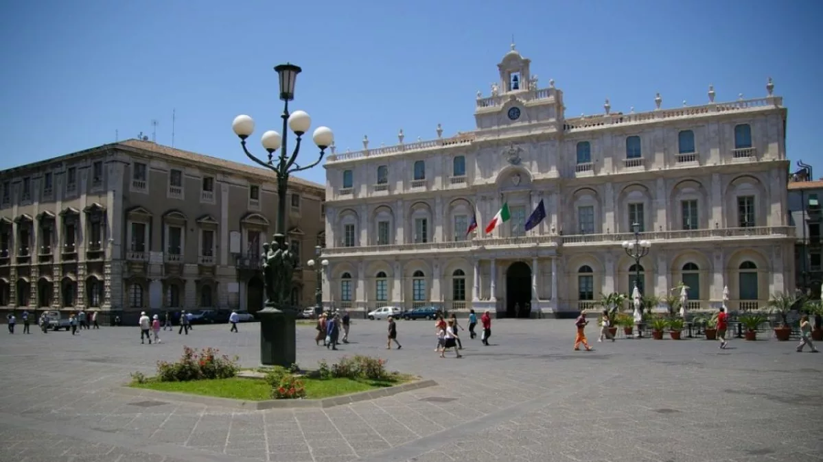 piazza-università