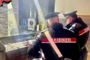 carabinieri-via-plebiscito