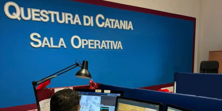 aveva un mandato darresto europeo a suo carico turista albanese fermato dalla polizia di stato