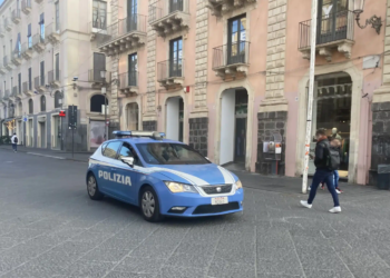 furto profumi catania denunciato