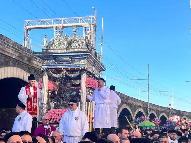 Il fercolo in uno scatto di Giovanni Munzone.