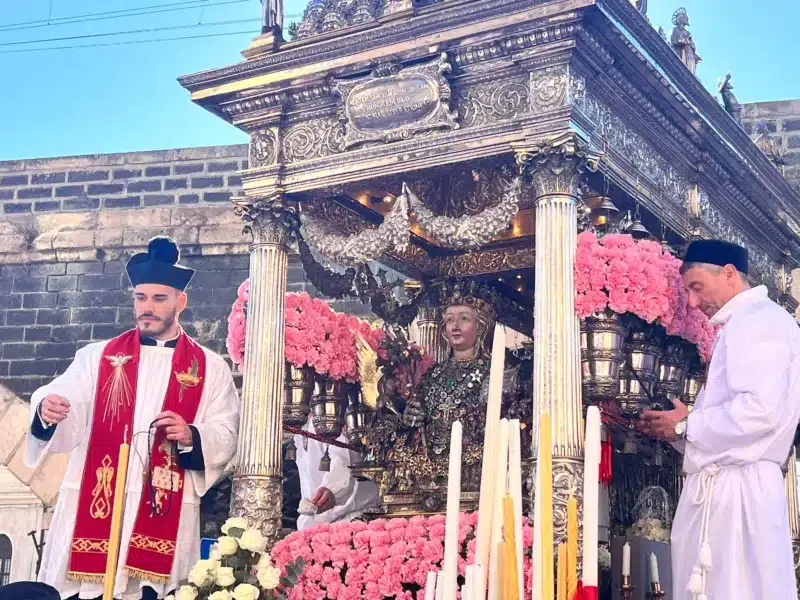 Il fercolo in uno scatto di Giovanni Munzone.