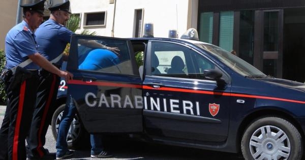 carabinieri arresto