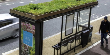 Catania, pensiline AMTS in vetro: un errore evitabile