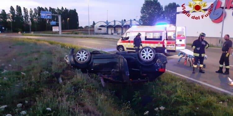 incidente ramacca catania morto 15enne