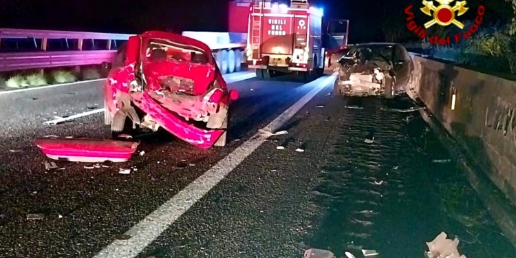 incidente a18 oggi feriti