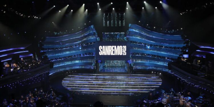 palco sanremo 2025 1024x688