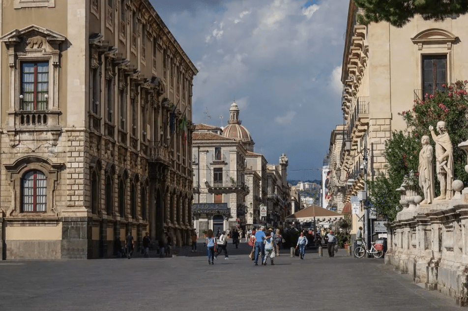 Natale a Catania, modifiche alla viabilità: le date e le vie