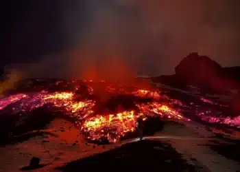 Vista dell’Etna con la Valle del Bove e le colate laviche dell’eruzione del 6 gennaio 2026.