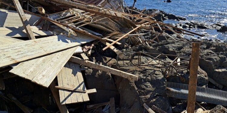 Stabilimento Distrutto 750x375