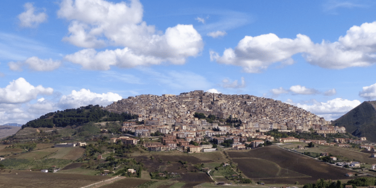 Veduta di Gangi da c/da Equila