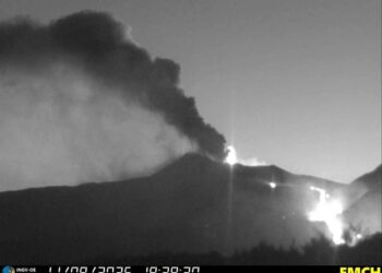 eruzione etna del 11 agosto
