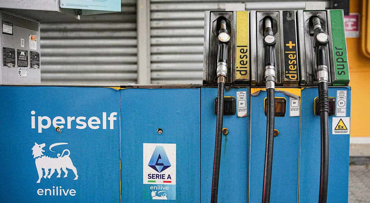 Carburanti, Eni proroga il price cap su benzina e diesel fino a fine 2026