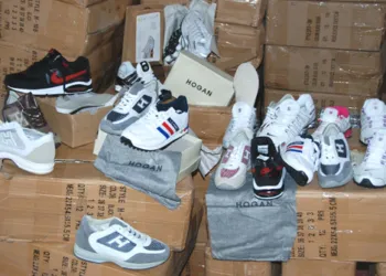 Finanza Sequestro Scarpe4