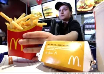 L43 Mcdonalds Workers 121213182404 Medium