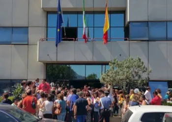 PROTESTA SCUOLA PROVEVDITORATO PALERMO 1 892x501