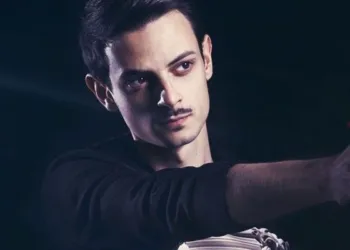 Fabiorovazzi Andiamo A Comandare