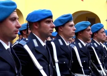 Agenti Polizia Penitenziaria