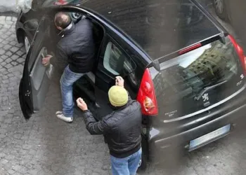 Posteggiatore Abusivo Catania