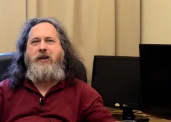 Richard Stallman Catania Gnu Conferenza Free Software Etica E Tecnologie Digitali Unict Bennato