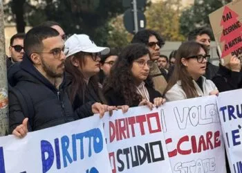 Proteste Borse Di Studio